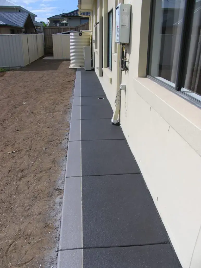 Stamped concrete sample laid and sealed