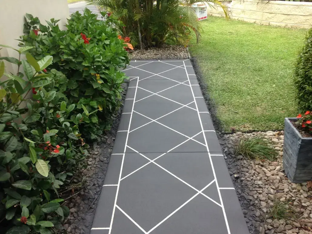 Seamless footpath